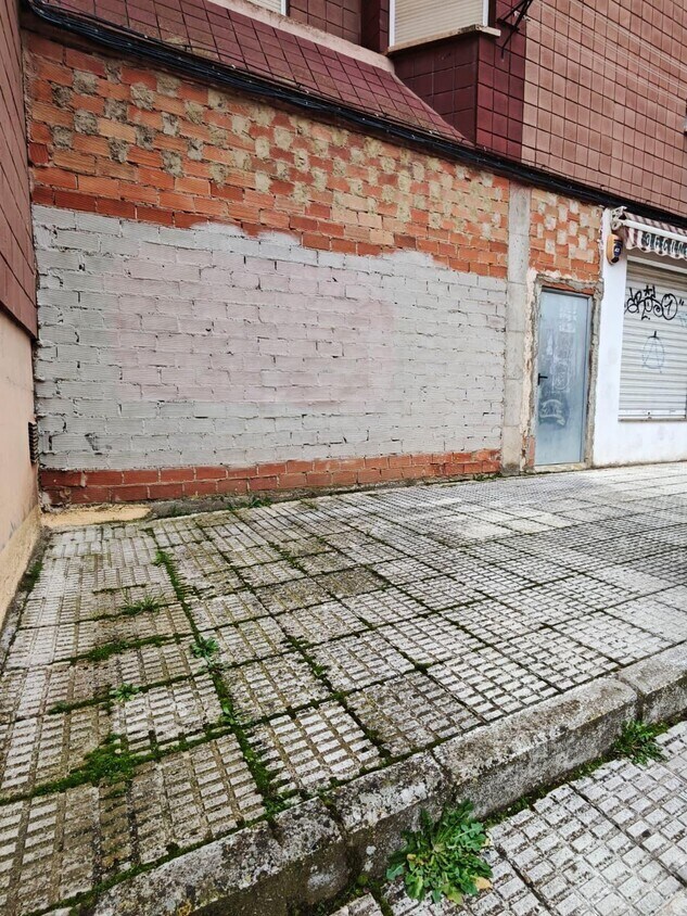 Build-to-Rent in Cuenca, Cuenca for sale Primary Photo- Image 1 of 3