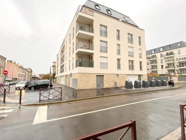 Location Commerce 170 m²