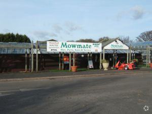 Wildmoor Ln, Hook for sale - Primary Photo - Image 1 of 1