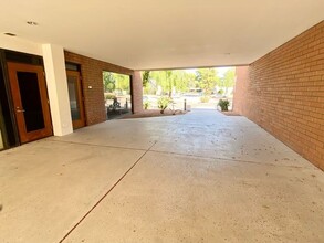 7550 N 19th Ave, Phoenix, AZ for rent Building Photo- Image 1 of 17