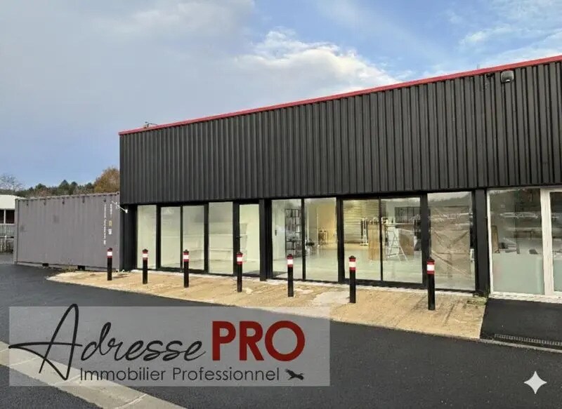 Location Commerce 140 m² - Photo 1