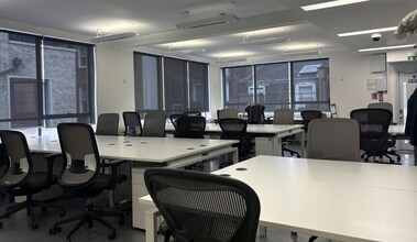 10 Little Portland St, London to rent Interior Photo- Image 2 of 7