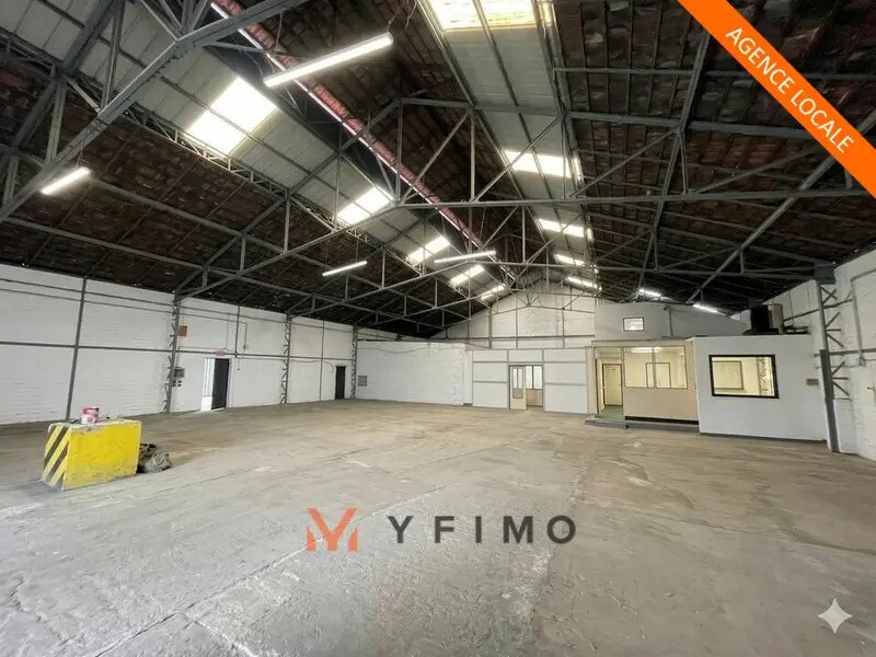 Light Industrial in Mantes-la-Jolie for sale Building Photo- Image 1 of 8