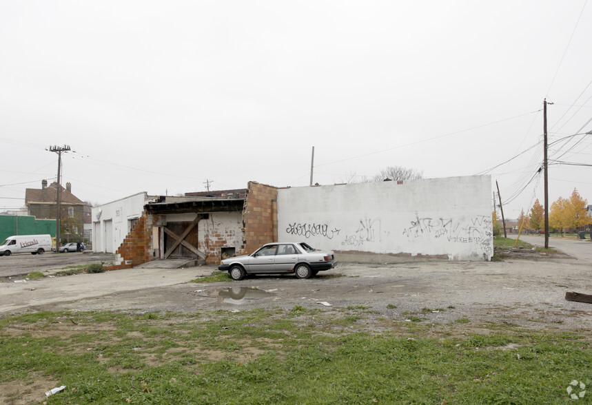 1546-1550 Cleveland Ave, Columbus, OH for sale - Building Photo - Image 2 of 2