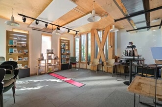 11 Rue Des Étangs Gobert, Versailles to rent Interior Photo- Image 2 of 7