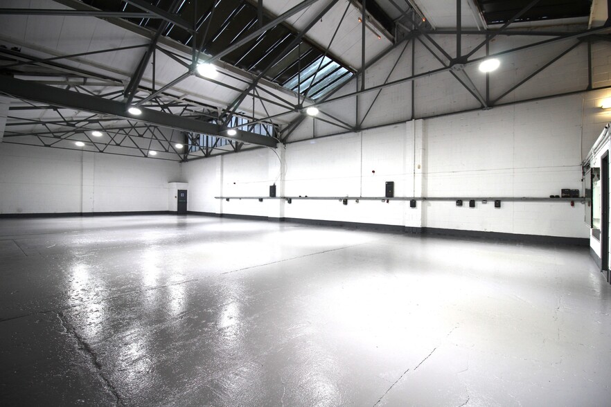 Jubilee Rd, Letchworth Garden City to rent - Building Photo - Image 2 of 14