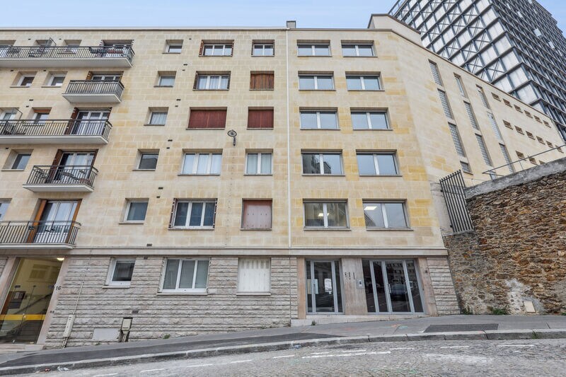 Office in Paris for sale Building Photo- Image 1 of 28