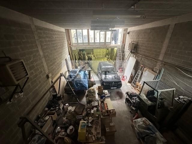 Industrial in Bondoufle to rent Interior Photo- Image 1 of 7
