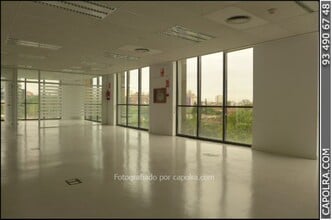 Carrer de Frederic Mompou, 5, Sant Just Desvern, Barcelona to rent Interior Photo- Image 2 of 14