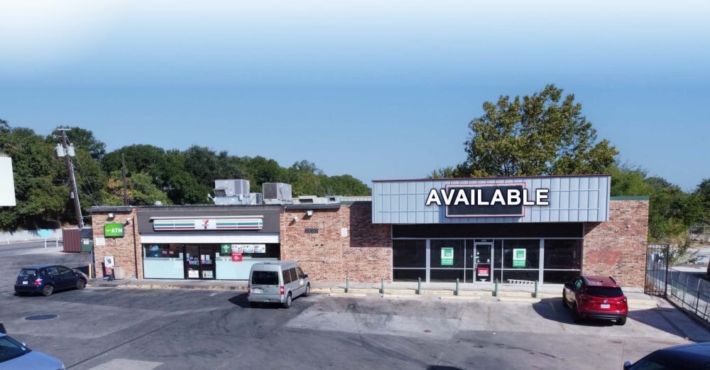 2820 S Lamar Blvd, Austin, TX to rent Building Photo- Image 1 of 5