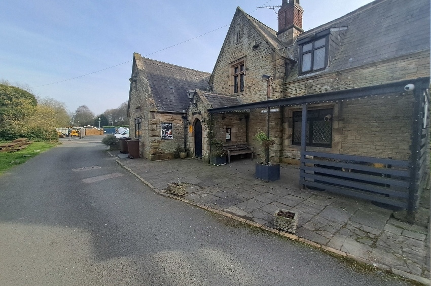 162 Gathurst Ln, Wigan to rent - Building Photo - Image 1 of 3