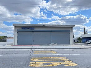 1201 Columbus St, Bakersfield, CA for rent Building Photo- Image 1 of 7