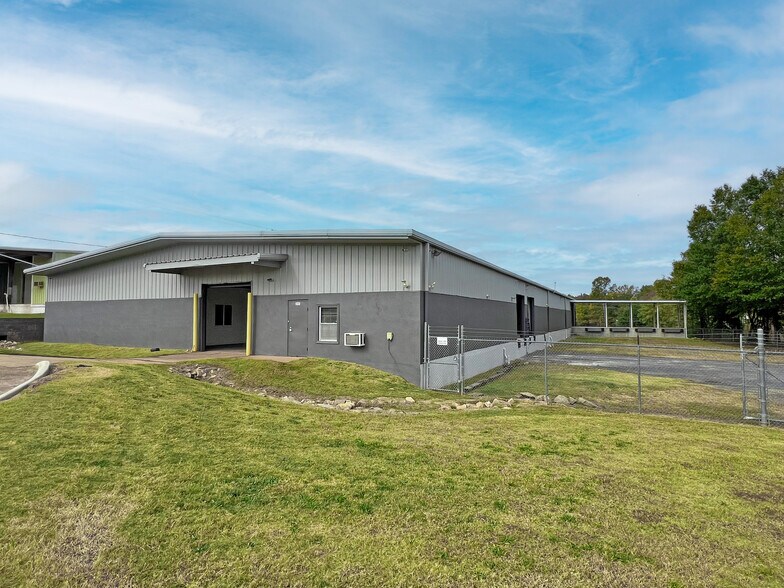 215 Northeast Dr, Spartanburg, SC for sale - Building Photo - Image 1 of 1