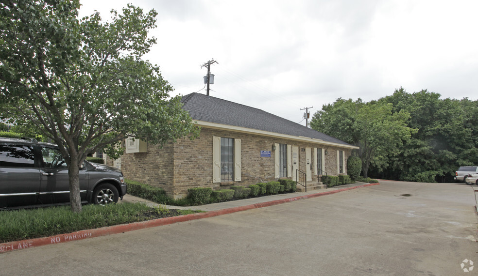 1101 Arwine Ct, Euless, TX for rent - Building Photo - Image 3 of 9