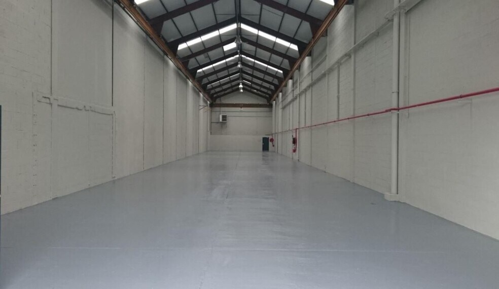 Light Industrial in Épinay-sur-Seine to rent - Building Photo - Image 1 of 4