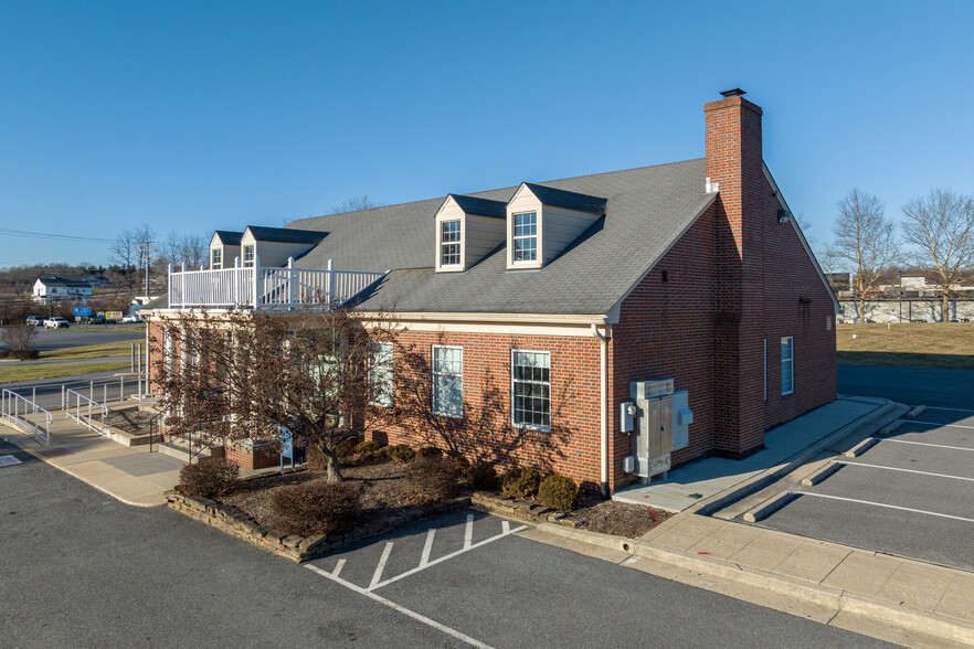 15920 Old Frederick Rd, Woodbine, MD for rent - Building Photo - Image 1 of 6