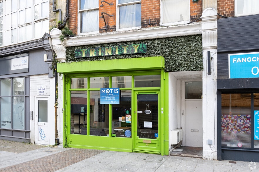 29 Guildhall St, Folkestone to rent - Building Photo - Image 2 of 2