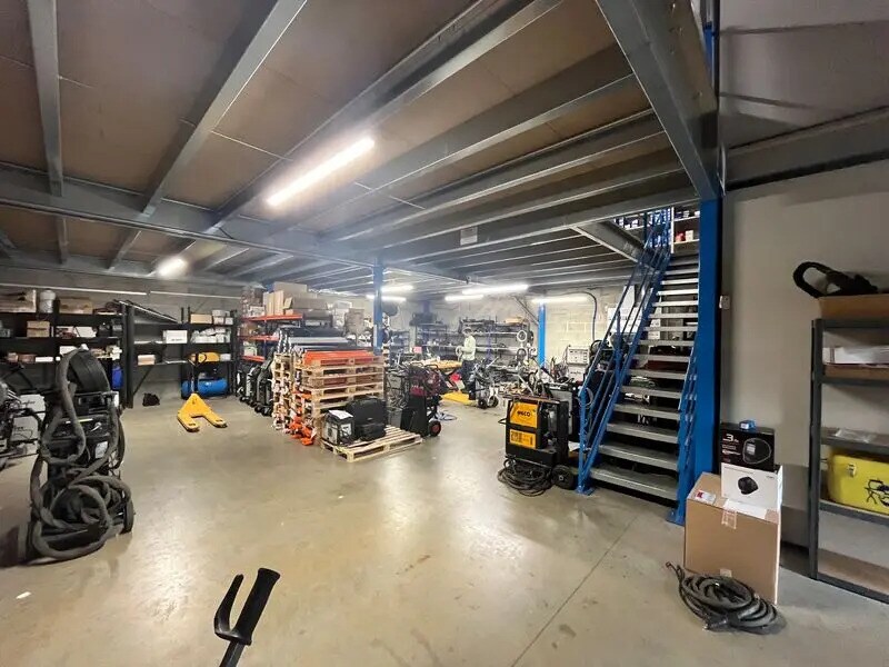 Office in Mérignac to rent Building Photo- Image 1 of 9