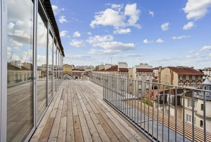 Office in Malakoff to rent - Building Photo - Image 1 of 7