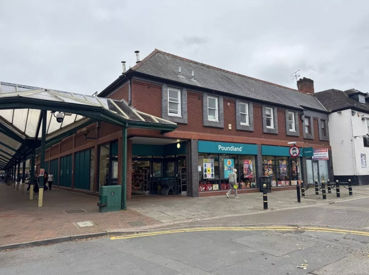 Shrewsbury Mall, Rugeley to rent Building Photo- Image 1 of 1