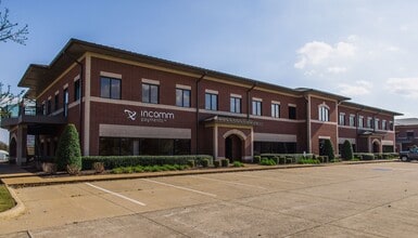 1803 Phyllis St, Bentonville, AR to rent Building Photo- Image 1 of 7