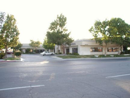 38345 30th St E, Palmdale, CA for rent - Building Photo - Image 1 of 4