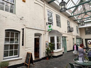 Mealcheapen St, Worcester to rent Building Photo- Image 1 of 3