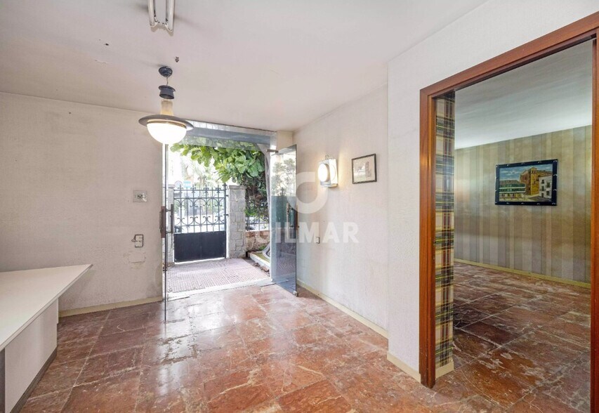 Retail in Málaga, Málaga for sale - Building Photo - Image 3 of 6