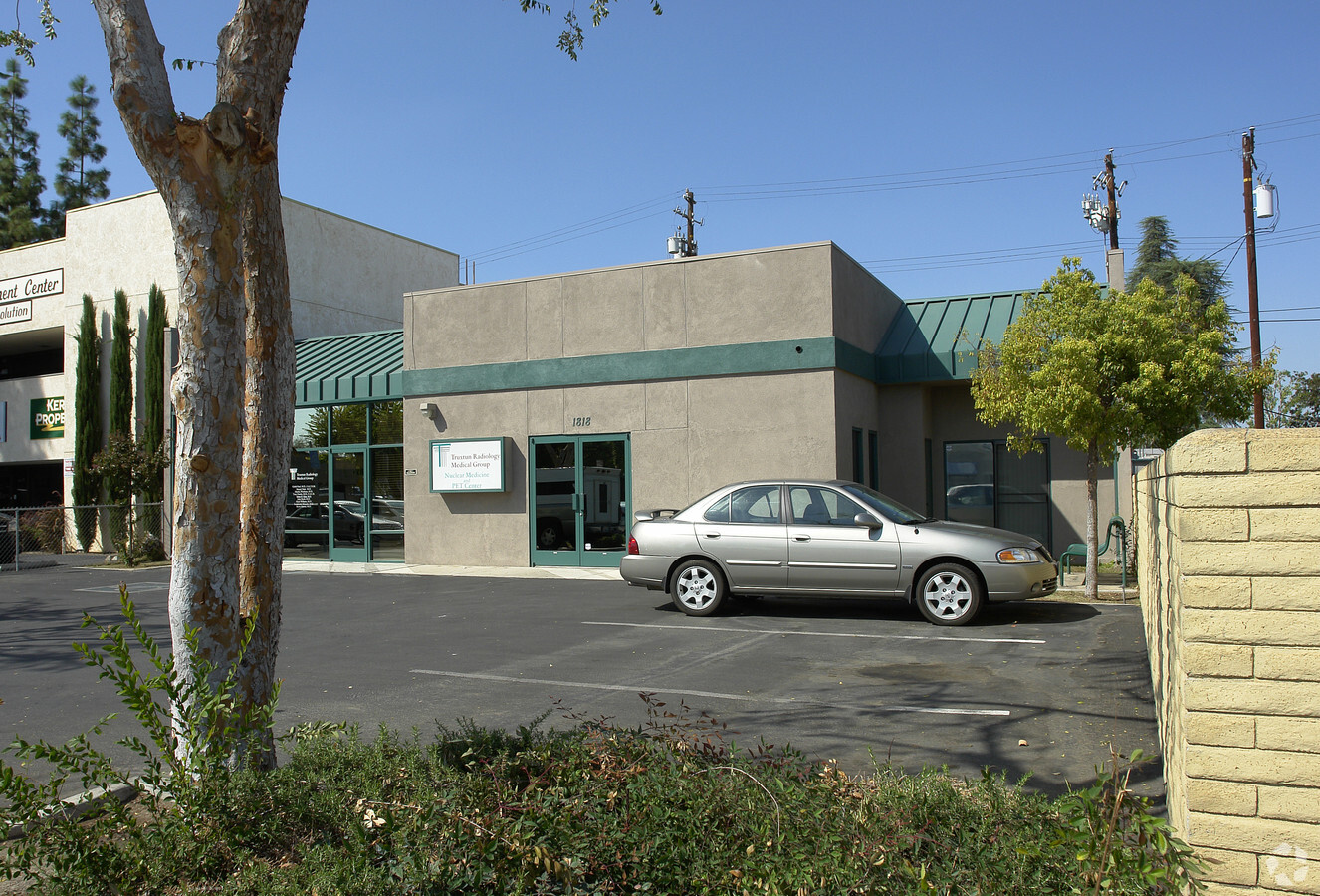 1818 16th St, Bakersfield 93301 - Office For Sale 