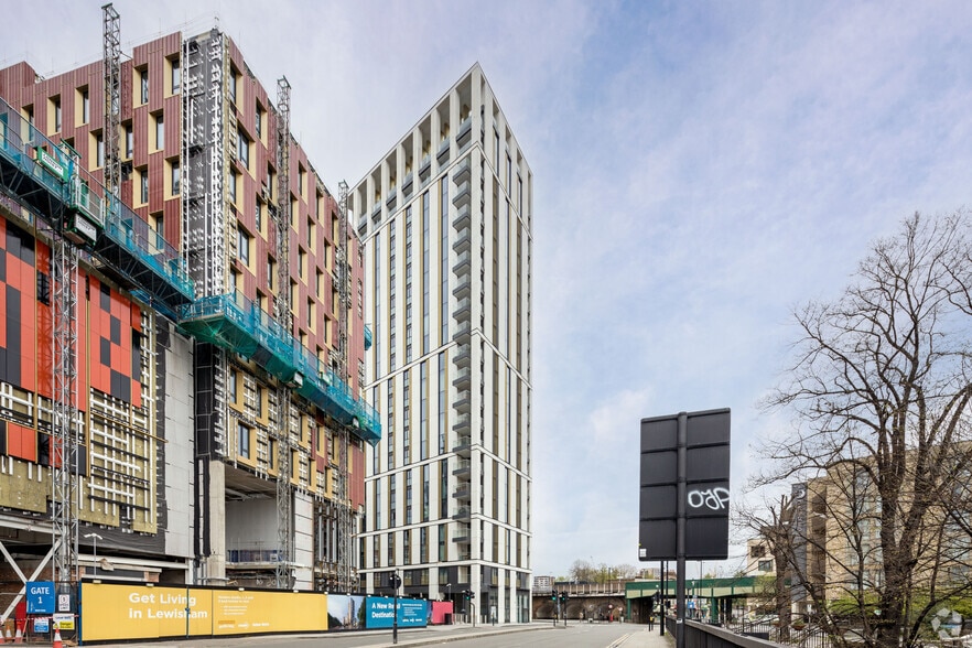 Units 1 & 2, Brick Kiln One, Station Rd, London for sale - Building Photo - Image 2 of 11