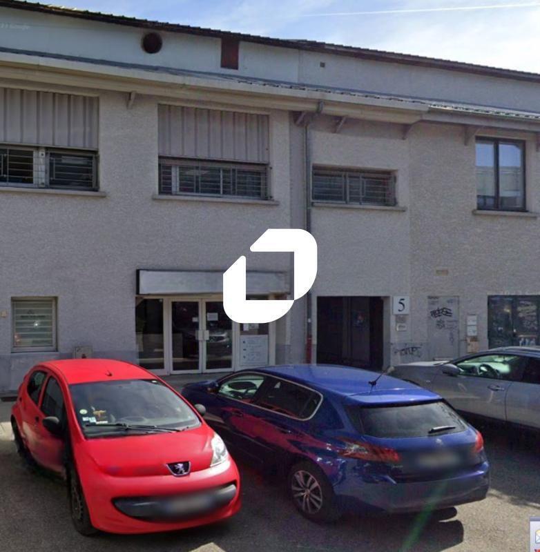 Location Bureaux 60 m² - Photo 1