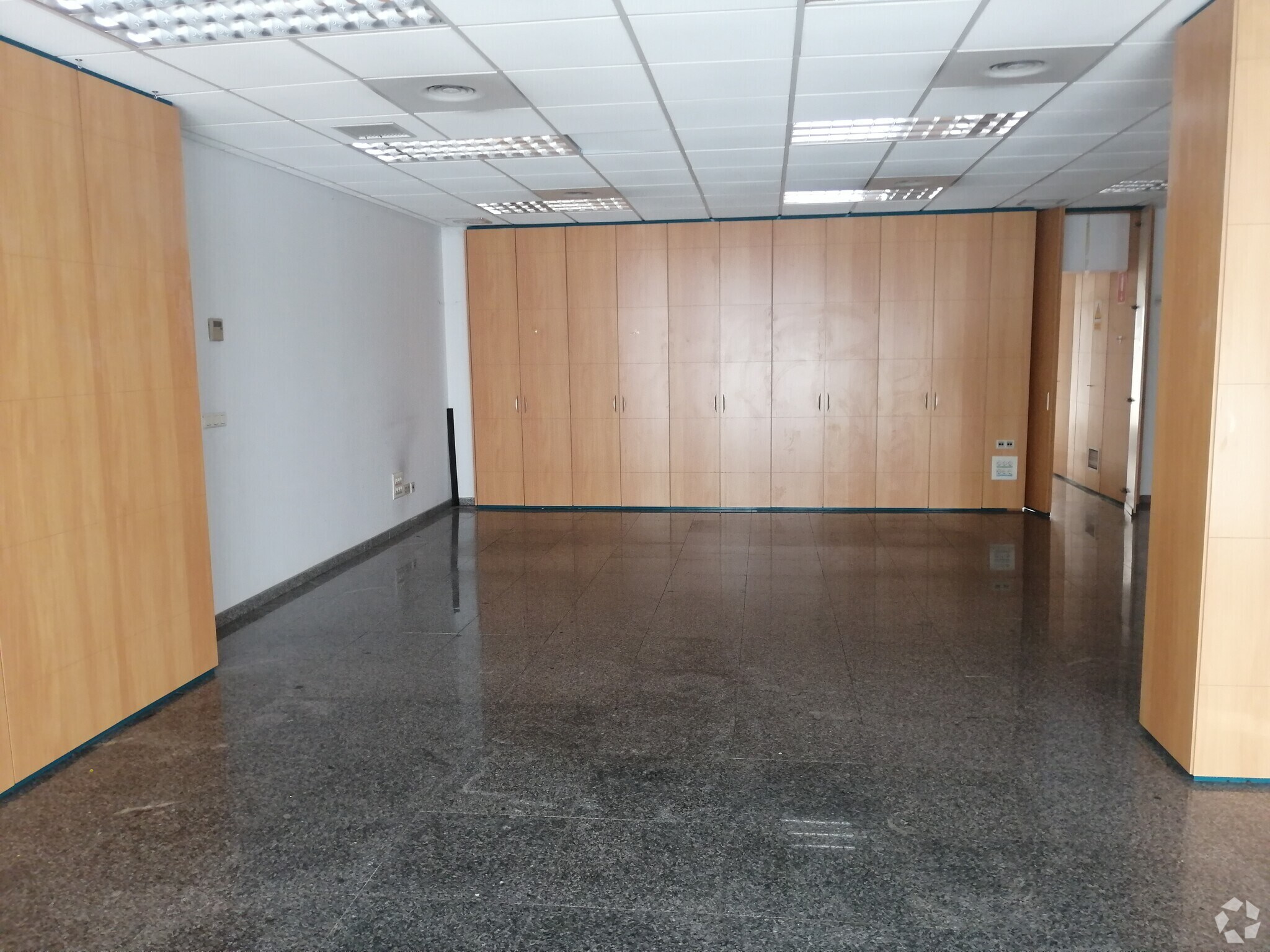 Retail in Torrejón de Ardoz, Madrid to rent Interior Photo- Image 1 of 2