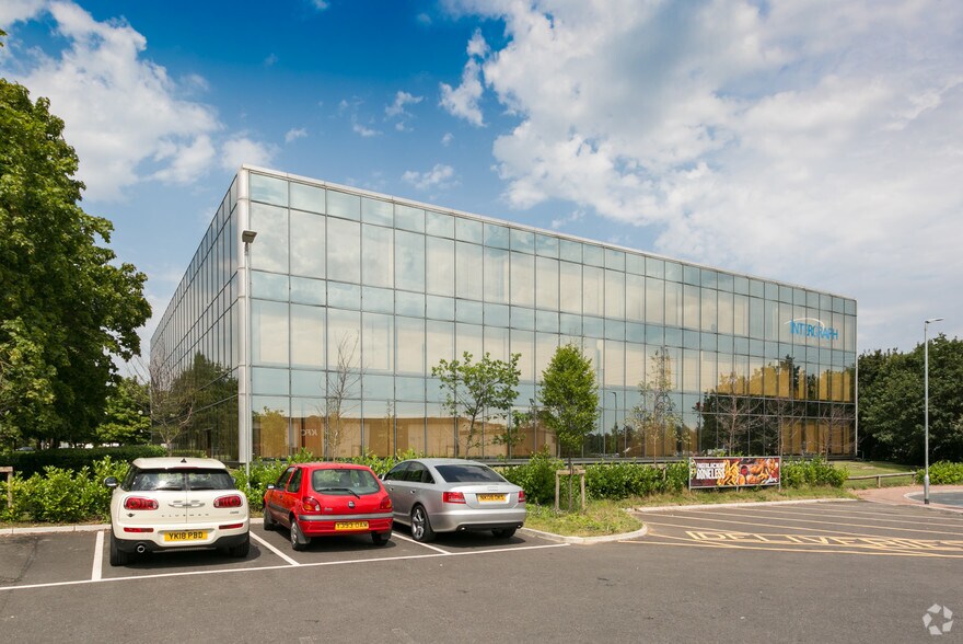 Delta Business Park, Swindon for rent - Primary Photo - Image 1 of 2