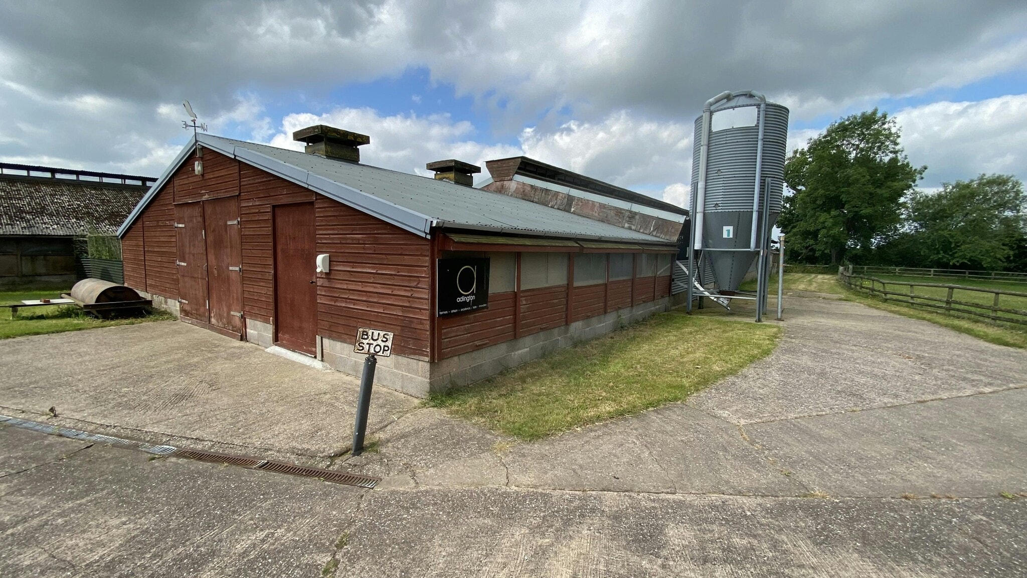 Balsall St, Coventry to rent Building Photo- Image 1 of 10
