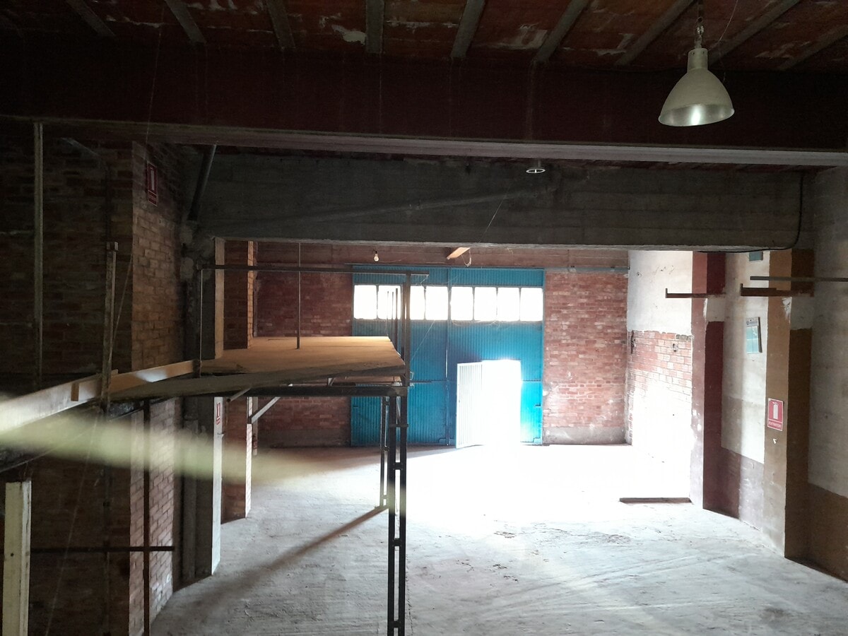 Carrer Almirall Folch, 19, Lleida, LER 25005 - Unit 2 -  - Interior Photo - Image 2 of 10