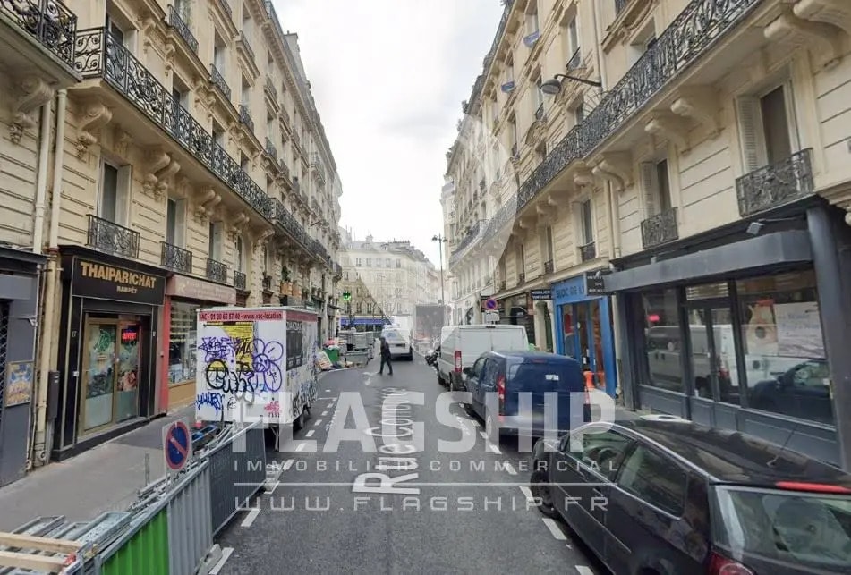 Location Commerce 32 m² - Photo 1