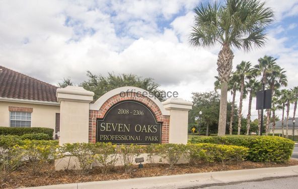 2237 Ashley Oaks Cir, Wesley Chapel, FL for sale - Building Photo - Image 1 of 1