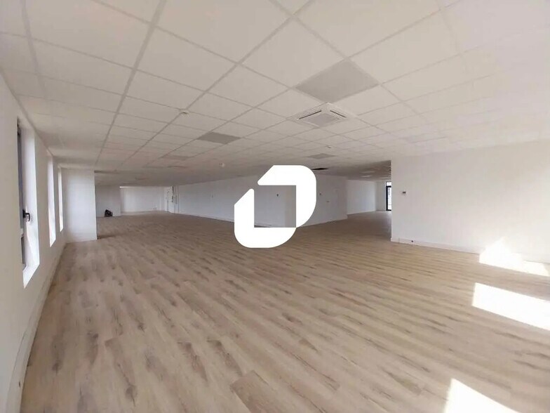 Office in Montpellier to rent - Interior Photo - Image 2 of 14