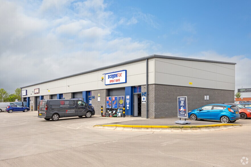 Springfield Way, Hull for sale - Primary Photo - Image 1 of 1