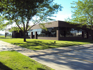 More details for 4250 114th St, Urbandale, IA - Light Industrial for Rent