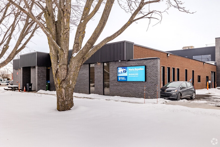 Boulevard Industriel portfolio of 2 properties for sale on LoopNet.co.uk - Primary Photo - Image 1 of 2