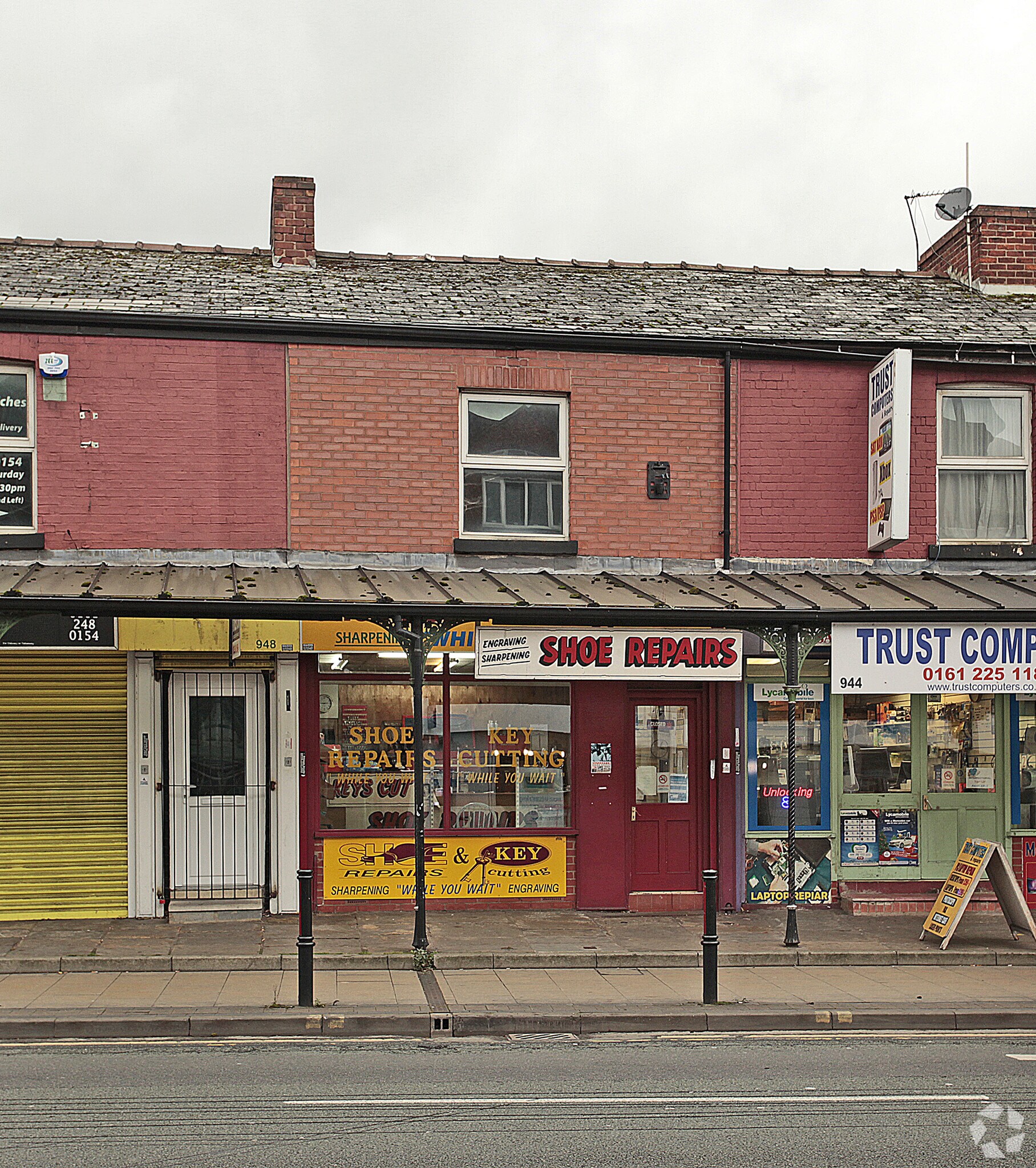 946 Stockport Rd, Manchester for sale Primary Photo- Image 1 of 1