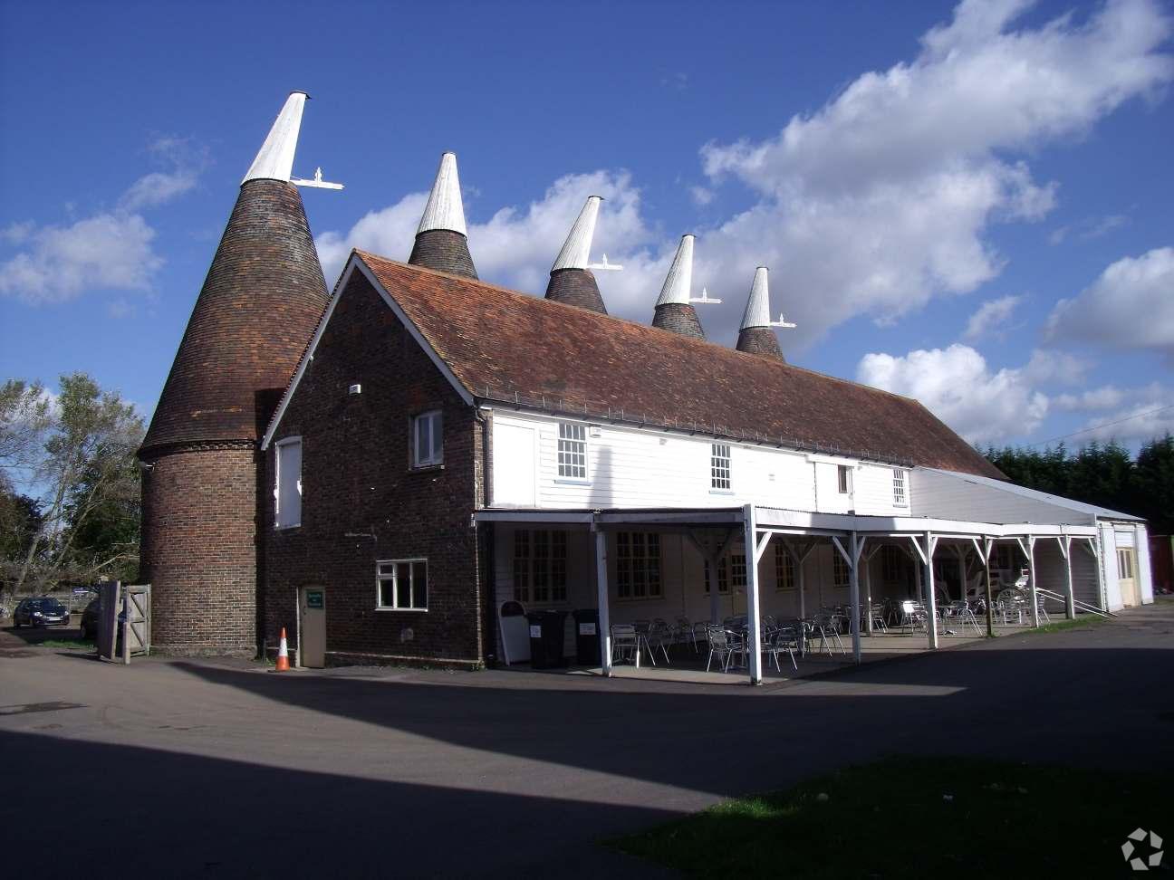 Maidstone Rd, Paddock Wood to rent Primary Photo- Image 1 of 6