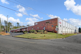 200 Kapp St, Winston-Salem, NC for rent Building Photo- Image 1 of 21