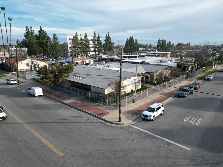 2724 L St, Bakersfield, CA for sale - Building Photo - Image 3 of 12