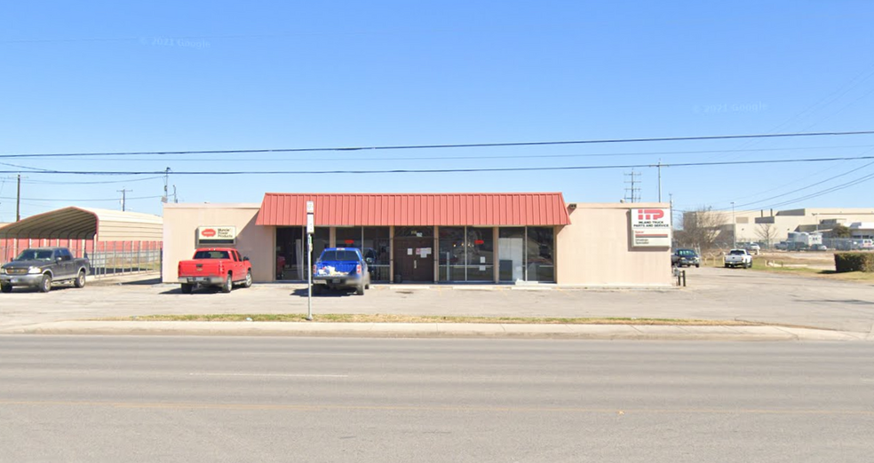 150 S WW White Rd, San Antonio, TX for rent - Building Photo - Image 1 of 5