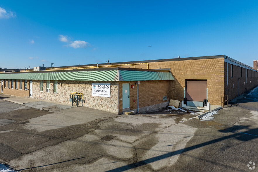 615 Orwell St, Mississauga, ON for rent - Building Photo - Image 1 of 3