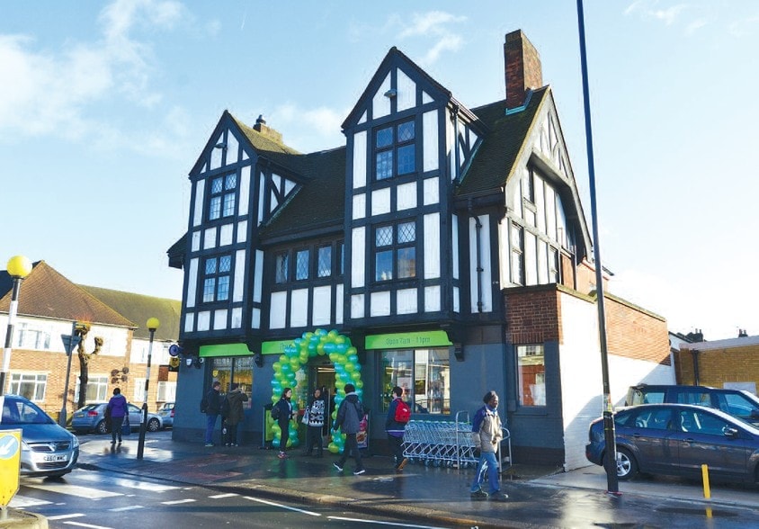 38 Selhurst Rd, London for sale - Primary Photo - Image 1 of 1