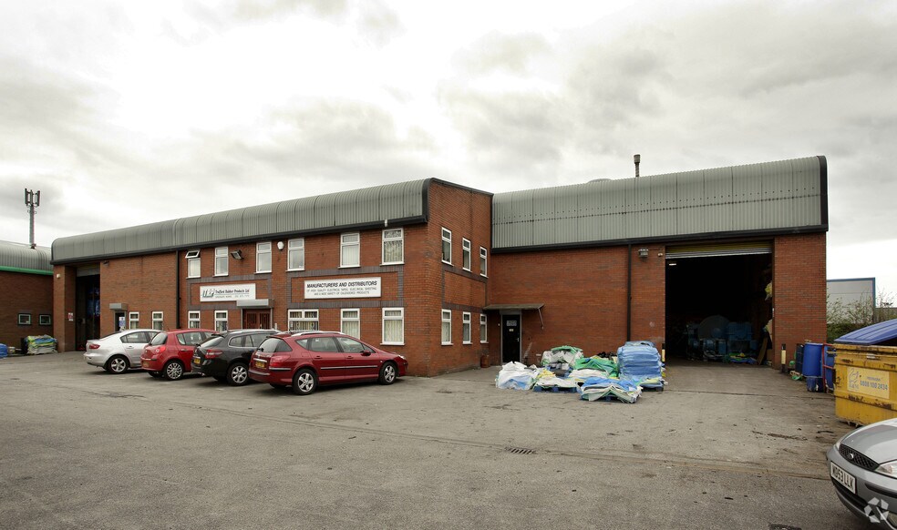 Ashburton Rd W, Manchester for sale - Primary Photo - Image 1 of 2