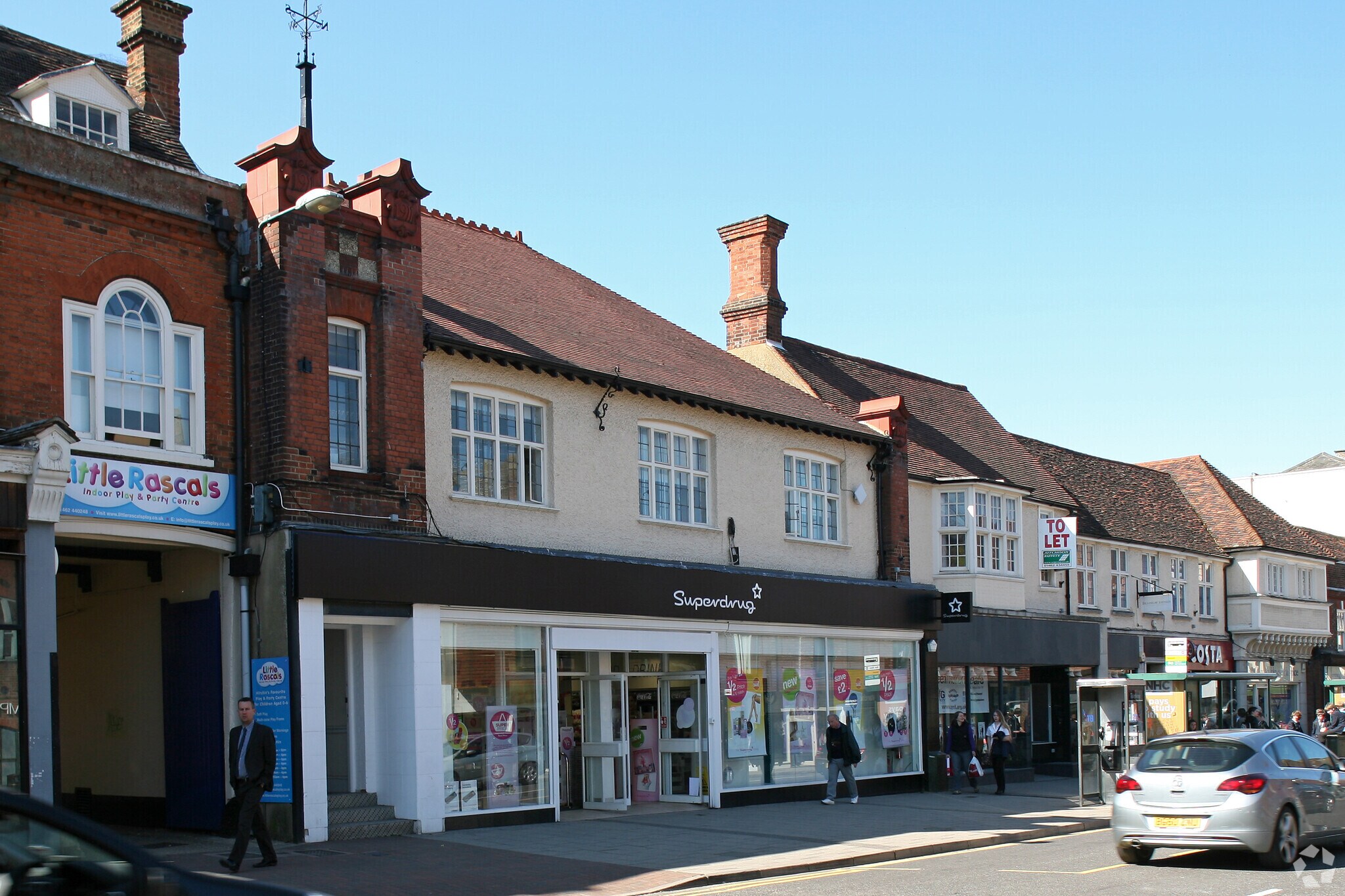 9-10 Bancroft, Hitchin for sale Building Photo- Image 1 of 1